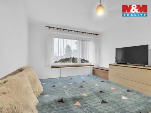 Prodej bytu 3+1, Budčeves, 60 m2