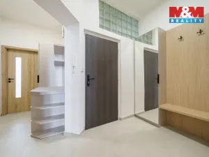 Prodej bytu 3+kk, Karlovy Vary, Raisova, 72 m2