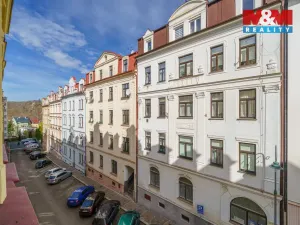 Prodej bytu 3+kk, Karlovy Vary, Raisova, 72 m2