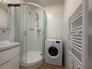 Pronájem bytu 3+kk, Praha - Petrovice, Frostova, 71 m2