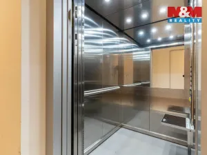 Prodej bytu 2+kk, Praha - Horní Měcholupy, Mantovská, 50 m2