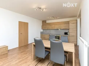 Pronájem bytu 2+kk, Pardubice, Boženy Vikové-Kunětické, 67 m2