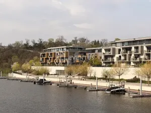 Pronájem bytu 2+kk, Praha - Libeň, Menclova, 58 m2