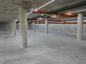 Pronájem skladu, Praha - Hlubočepy, K Barrandovu, 365 m2