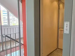 Prodej bytu 2+kk, Praha, Novodvorská, 41 m2