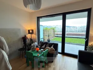 Pronájem bytu 2+kk, Praha - Holešovice, Jankovcova, 63 m2