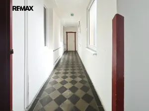 Prodej činžovního domu, Praha - Ďáblice, Kokořínská, 1880 m2