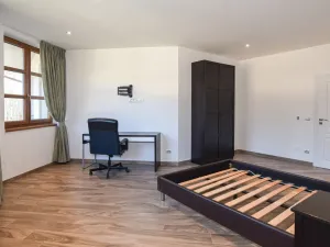 Pronájem bytu 4+kk, Jevany, Aldašínská, 148 m2