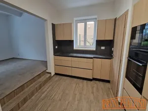 Prodej bytu 2+kk, Uherský Brod, Ant. Dvořáka, 66 m2