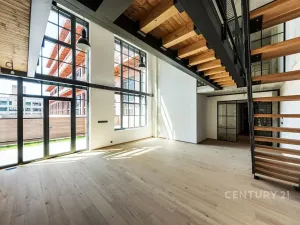 Prodej kanceláře, Praha - Vysočany, Kolbenova, 181 m2