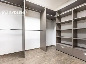 Prodej rodinného domu, Teplice, Kladrubská, 393 m2