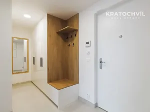 Pronájem bytu 2+kk, Praha - Strašnice, Na palouku, 50 m2