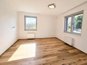 Pronájem bytu 3+kk, Praha - Smíchov, U Dívčích hradů, 123 m2