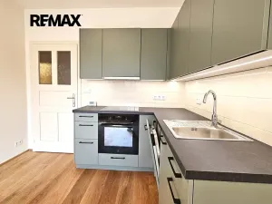 Pronájem bytu 2+kk, Praha - Břevnov, Junácká, 50 m2