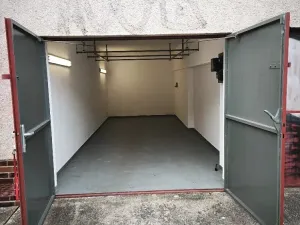 Pronájem garáže, Brno, Bystrcká, 16 m2