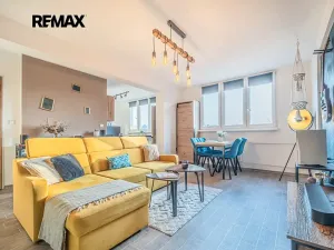 Prodej bytu 3+1, Mladá Boleslav, náměstí Republiky, 72 m2