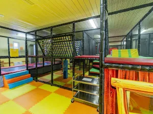 Prodej komerční nemovitosti, Mladá Boleslav, U stadionu, 986 m2