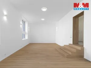 Prodej bytu 2+kk, Ostrava - Přívoz, Orebitská, 80 m2