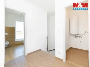 Prodej rodinného domu, Uhersko, 84 m2