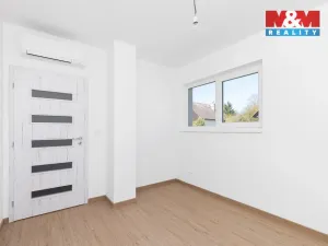 Prodej rodinného domu, Uhersko, 84 m2