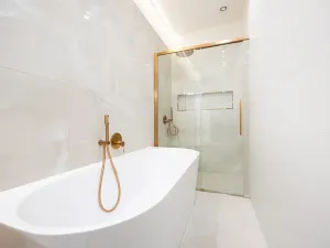 Prodej bytu 3+kk, Praha - Holešovice, Řezáčovo náměstí, 95 m2