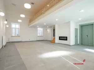 Pronájem restaurace, Hradec Králové - Plotiště nad Labem, Petra Jilemnického, 244 m2