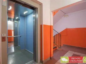 Pronájem bytu 1+kk, Praha, Bachova, 35 m2