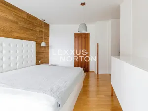 Pronájem bytu 4+kk, Praha - Žižkov, Jeseniova, 116 m2