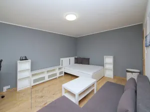 Pronájem bytu 1+1, Praha - Střížkov, Varnsdorfská, 26 m2