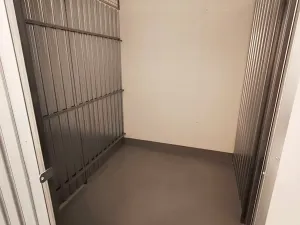 Pronájem bytu 1+kk, Praha - Vysočany, Kabešova, 41 m2