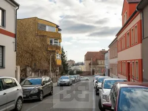 Prodej bytu 3+kk, Praha - Kobylisy, Pod hliništěm, 70 m2