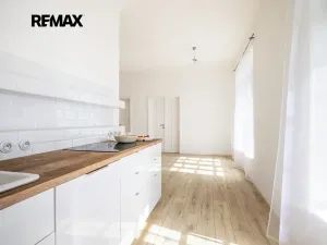 Prodej bytu 4+kk, Vráž, Nad Loděnicí, 104 m2