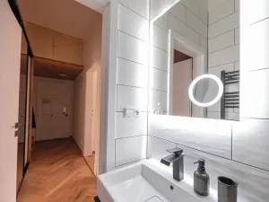 Pronájem bytu 2+kk, Praha - Nusle, Jaromírova, 46 m2