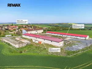 Prodej výrobních prostor, Dolní Chvatliny, 3690 m2
