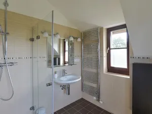 Pronájem vily, Praha - Benice, Žitavská, 173 m2