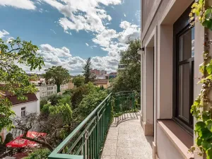 Pronájem vily, Praha - Střešovice, Ve Střešovičkách, 139 m2