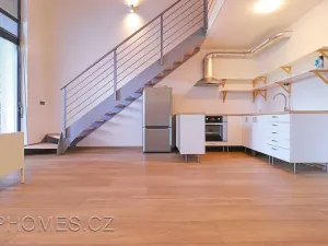 Pronájem bytu 2+kk, Praha - Libeň, U libeňského pivovaru, 56 m2