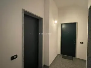 Prodej bytu 1+kk, Campione d'Italia, Itálie, Via Belvedere, 40 m2