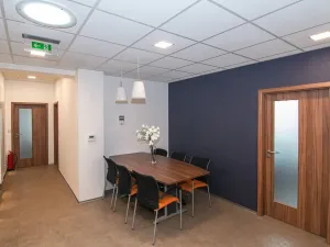 Pronájem kanceláře, Praha - Horní Počernice, Plkovská, 112 m2
