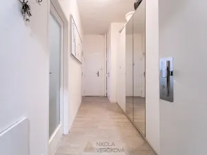 Pronájem bytu 2+kk, Brno, Burešova, 53 m2