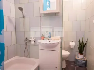 Pronájem bytu 1+kk, Hradec Králové, třída Edvarda Beneše, 32 m2