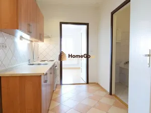 Pronájem bytu 2+kk, Praha - Nusle, U gymnázia, 44 m2