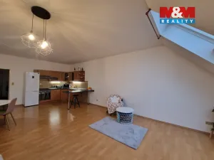 Pronájem bytu 2+kk, Trutnov - Střední Předměstí, Spojenecká, 75 m2