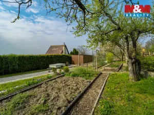 Prodej chaty, Vinařice, 40 m2