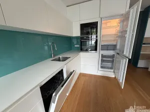Pronájem bytu 3+kk, Praha - Bohnice, Dolákova, 74 m2