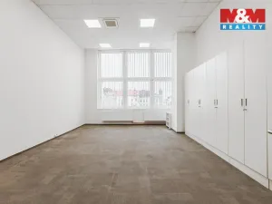 Pronájem kanceláře, Klatovy - Klatovy I, nám. Míru, 396 m2