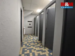 Pronájem restaurace, Holice, Smetanova, 220 m2