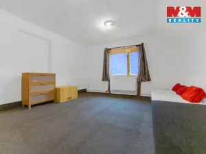 Pronájem restaurace, Praha - Ďáblice, Konětopská, 240 m2