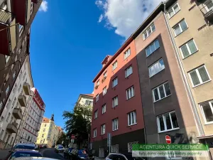 Pronájem bytu 1+kk, Praha - Vršovice, náměstí Svatopluka Čecha, 33 m2