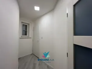 Prodej bytu 1+1, Teplice, 14. října, 42 m2